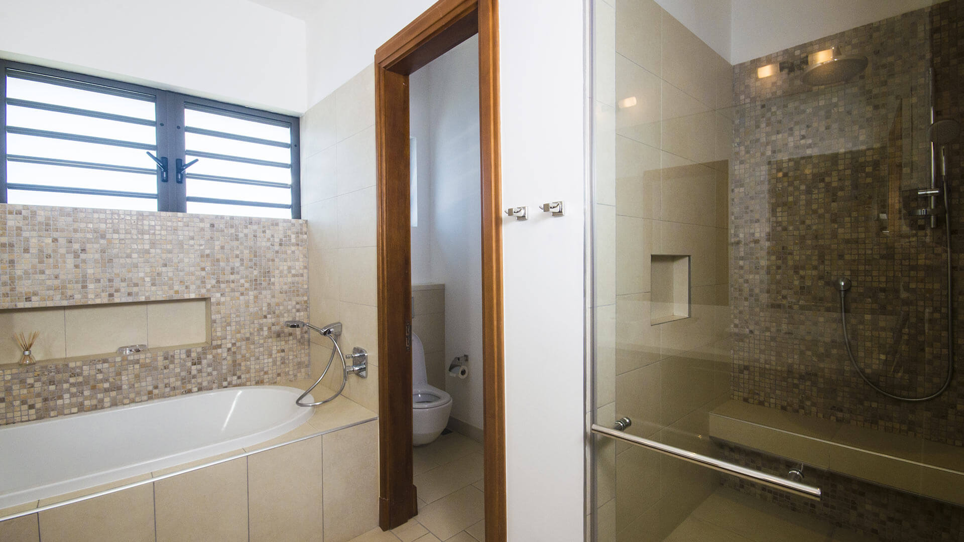 Penthouse Cap Soleil - Image 42