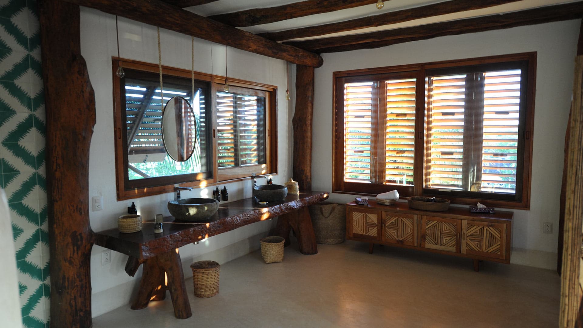Casa Blanca - Image 36