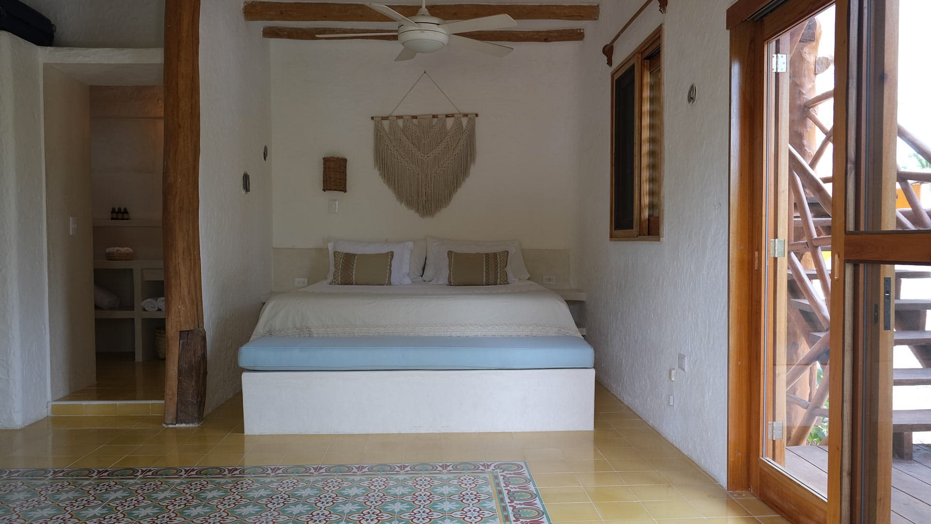 Casa Blanca - Image 31