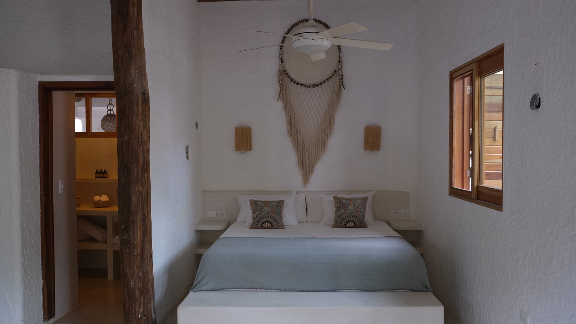 Casa Blanca - Image 30