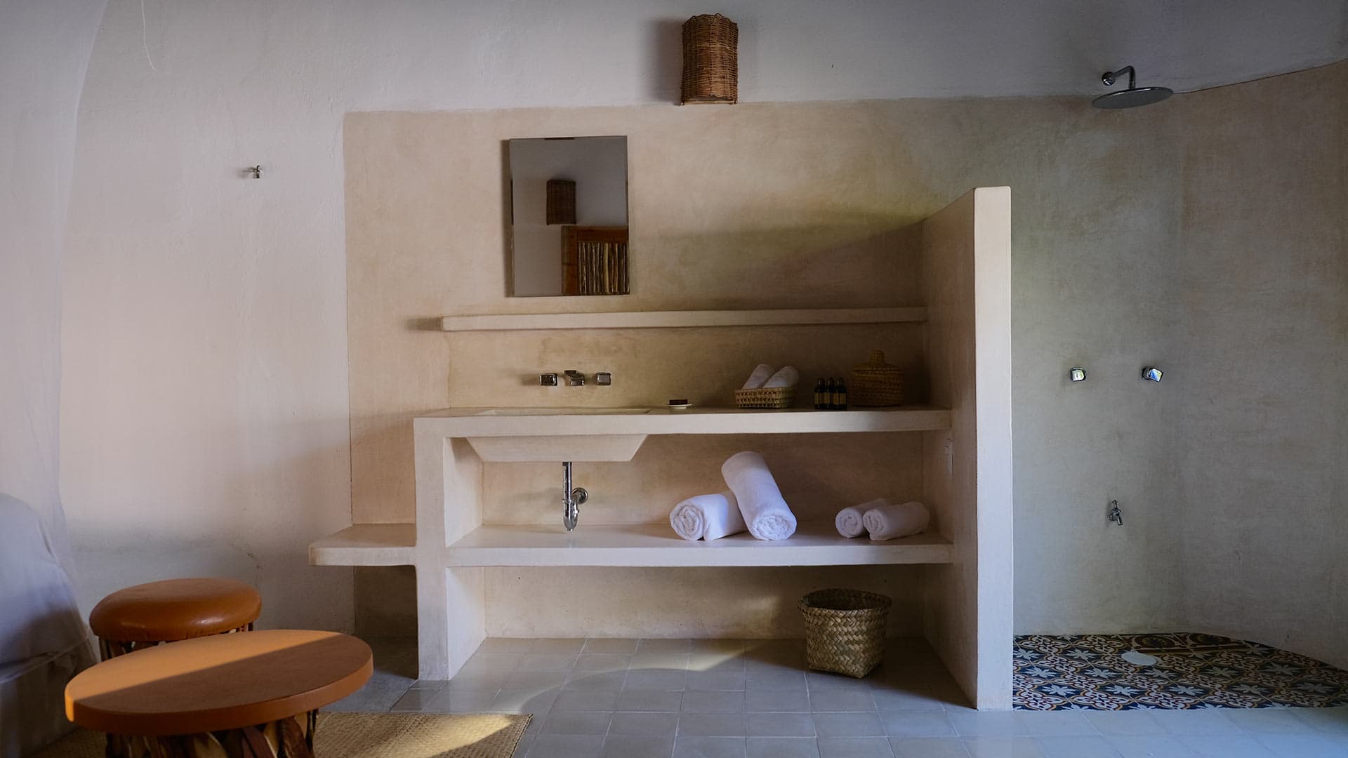 Casa Blanca - Image 38
