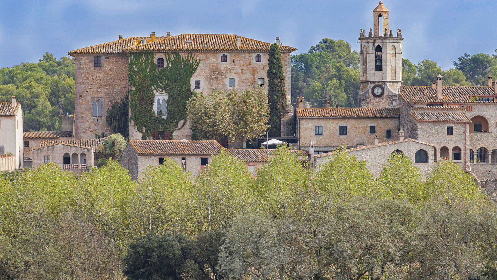 Villa Castell Girona, Rental in Rural Catalonia