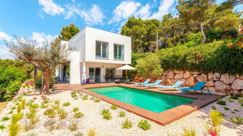 Luxury villa rentals Costa Brava Villanovo