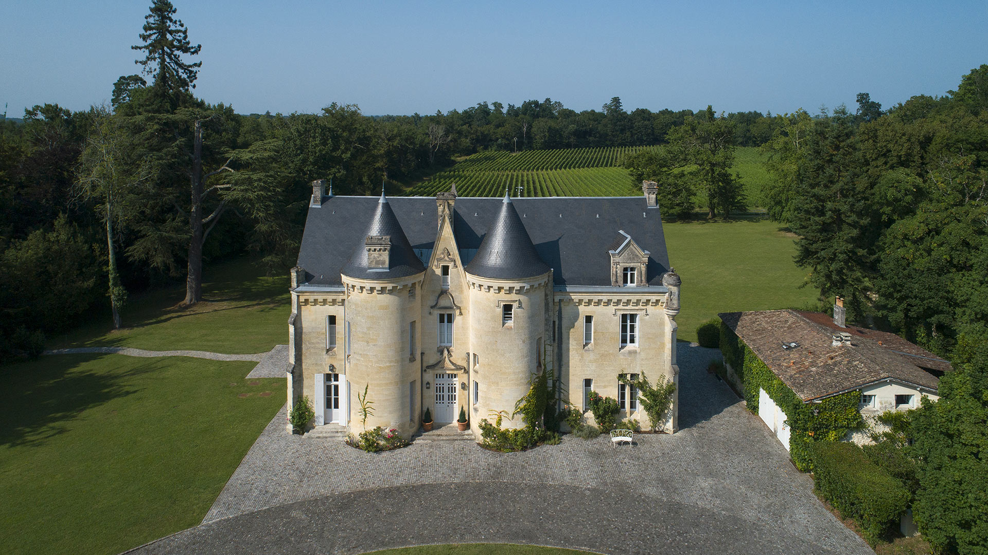 Château Le Petit Lattay - Image 7