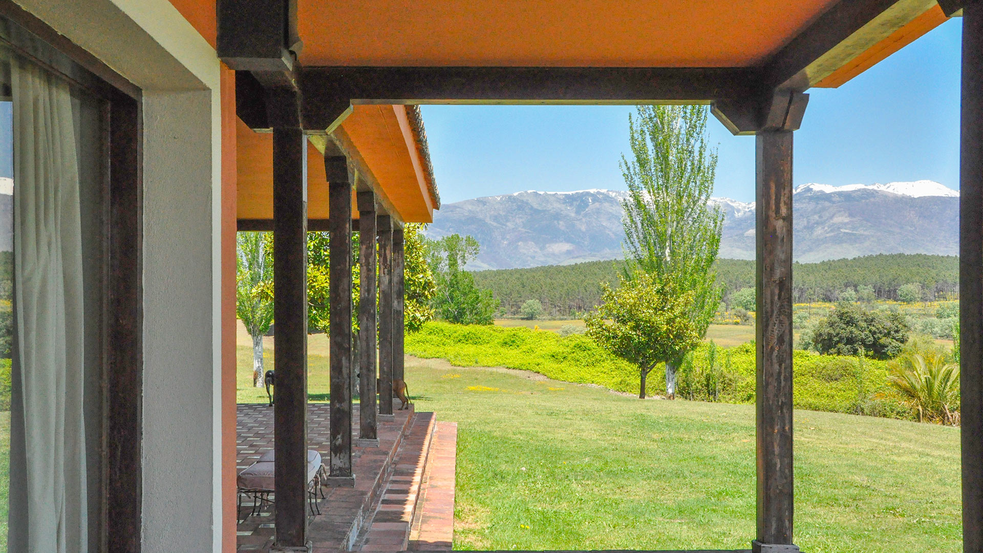 Villa Valmarisco — Caceres