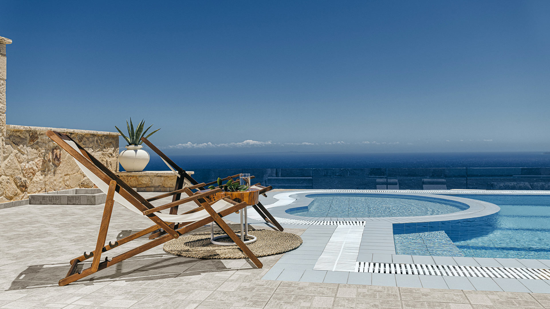Villa Deluxe - Image 2