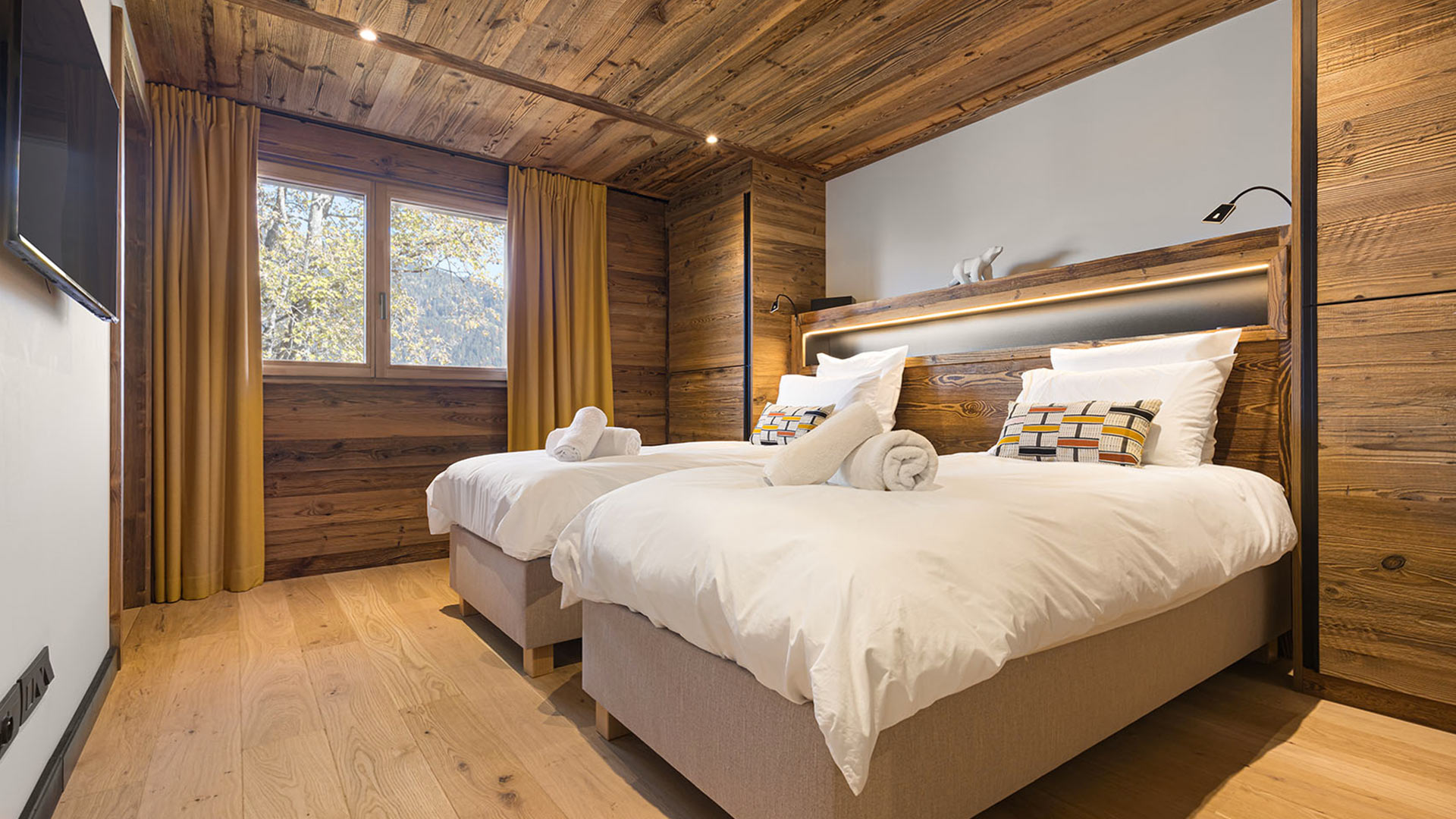 Chalet Gentleman - Image 23