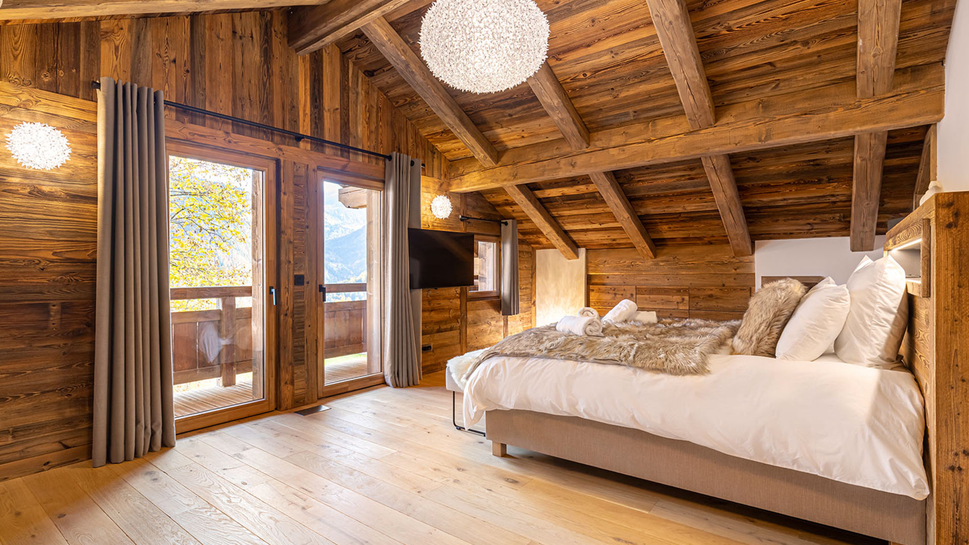 Chalet Gentleman - Image 20
