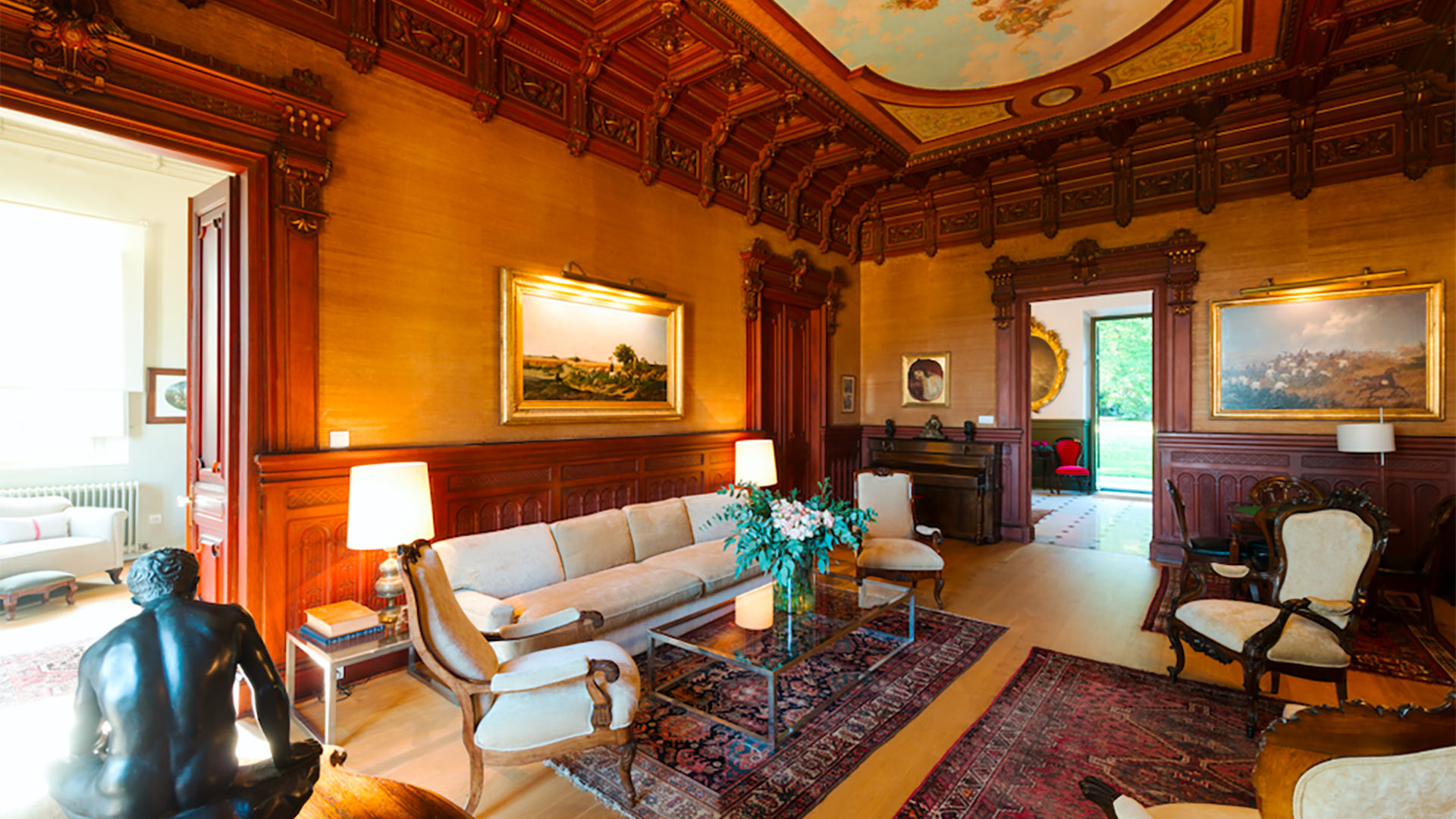 Villa Llorenc — Barcelona