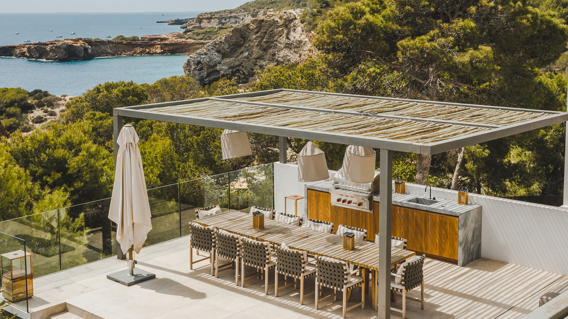 Villa Moly — Roca Llisa
