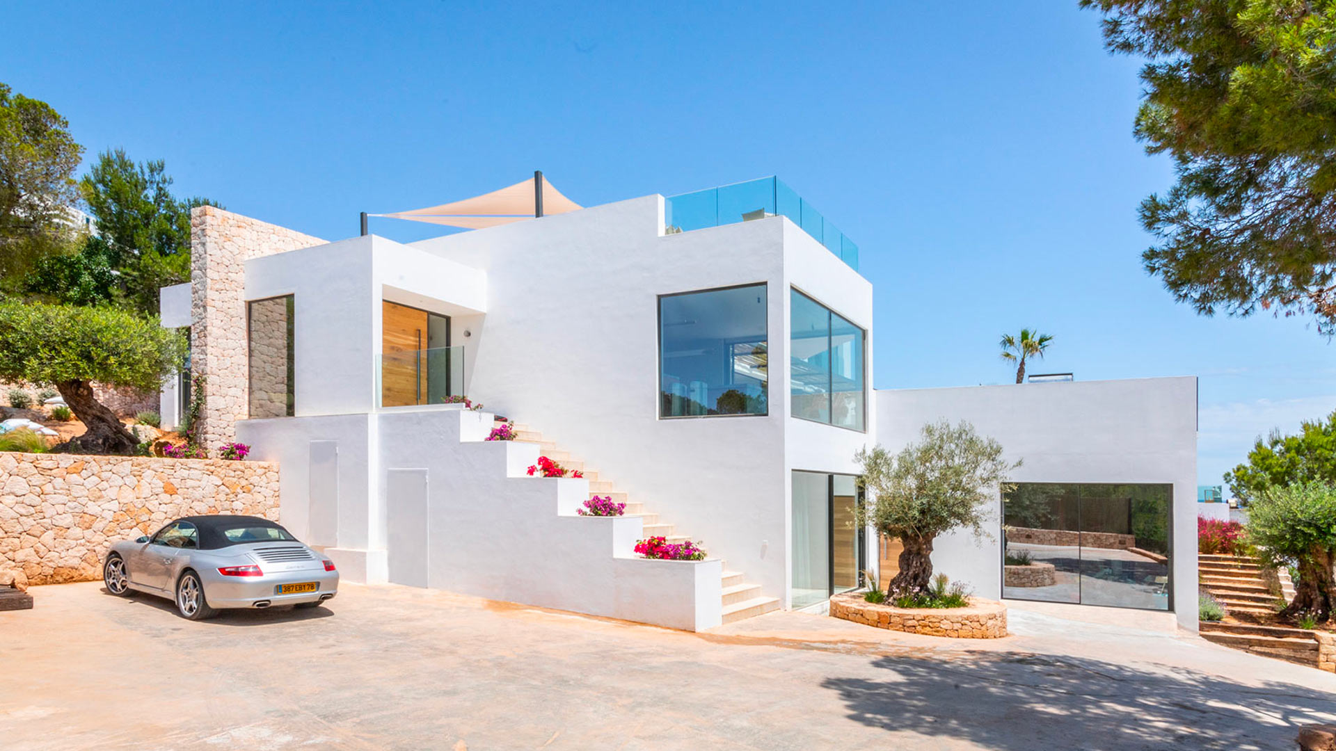 Villa Moly — Roca Llisa