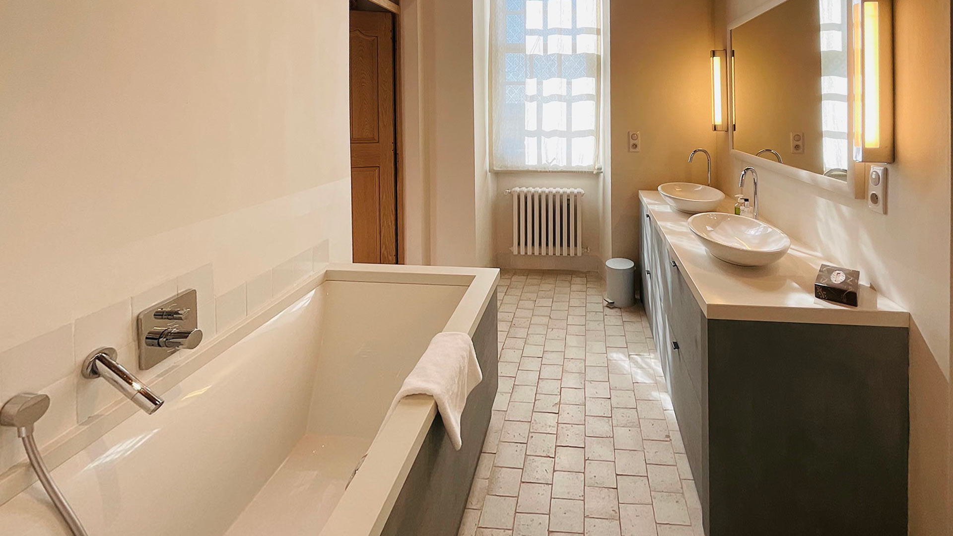 Château Coteleau - Image 35