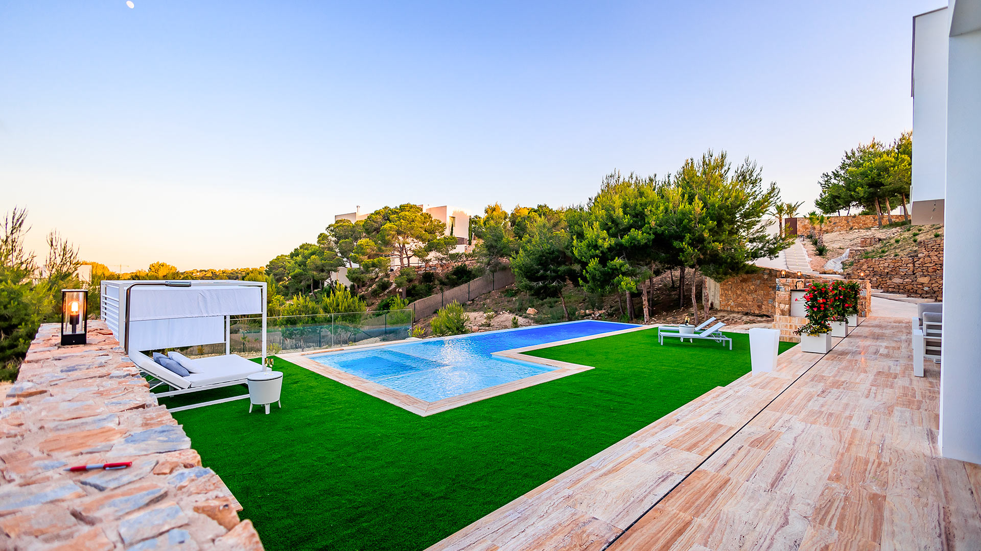 Villa Martin Stone — Torrevieja