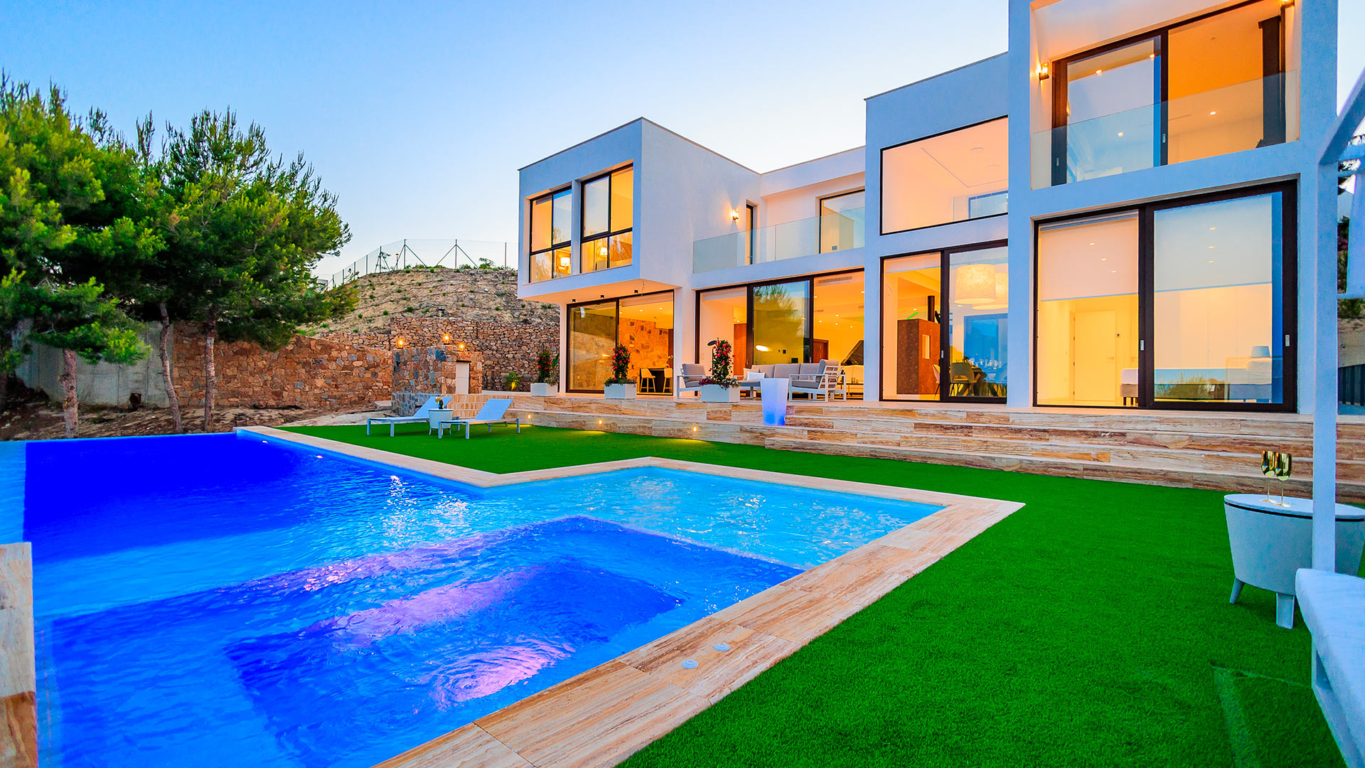 Villa Martin Stone — Torrevieja