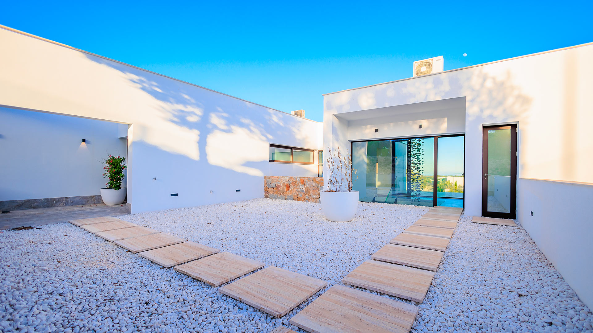Villa Martin Stone — Torrevieja