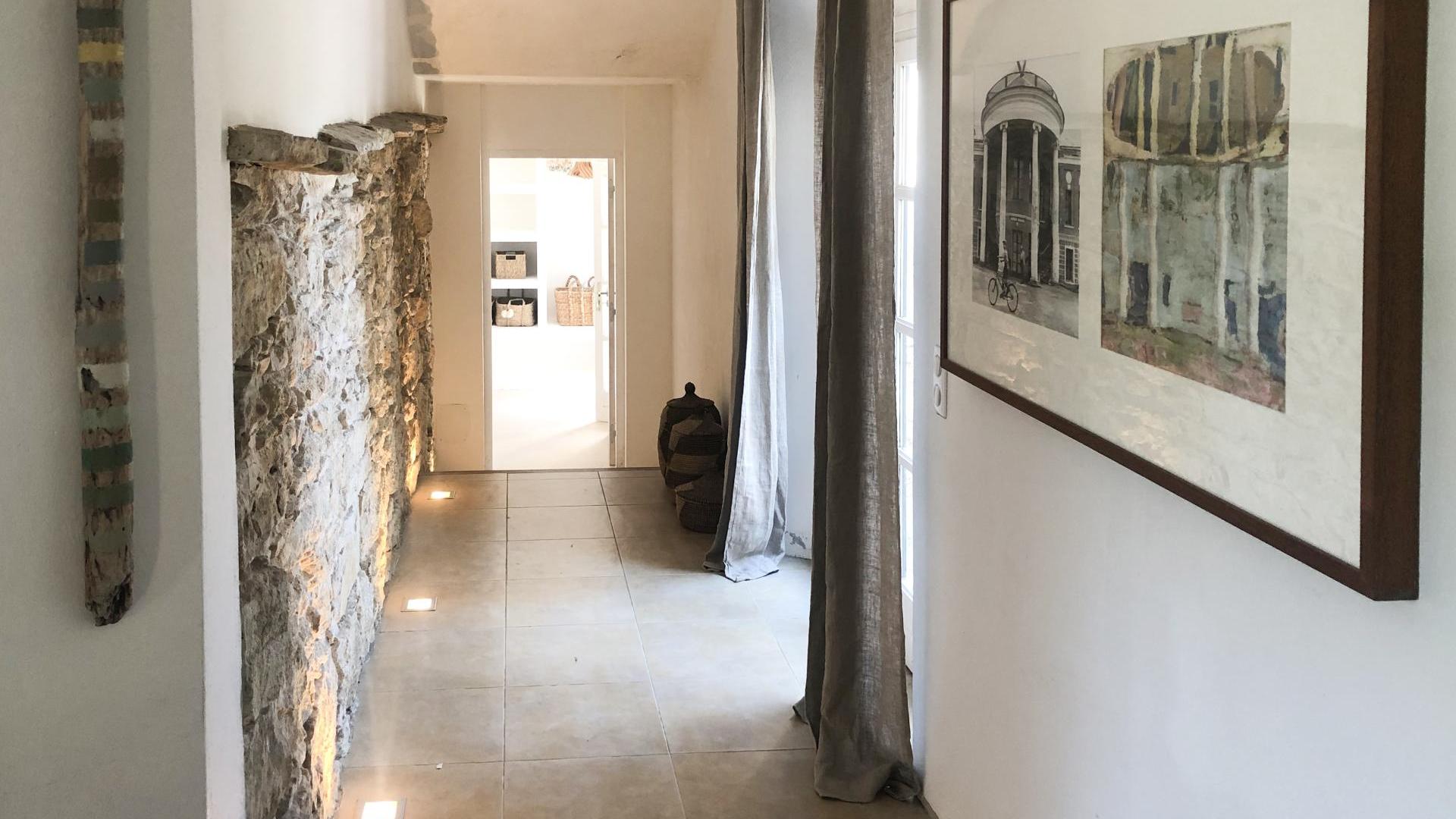 Villa Santoni - Image 9