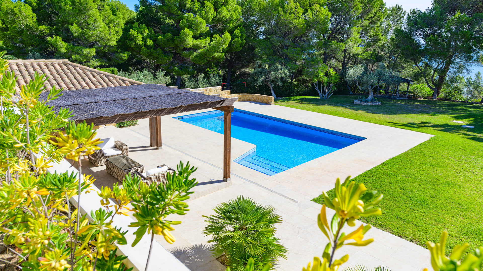 Villa Dorada — L ampolla