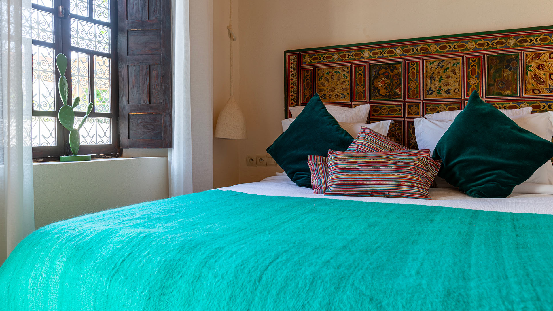 Riad Samaa - Image 35