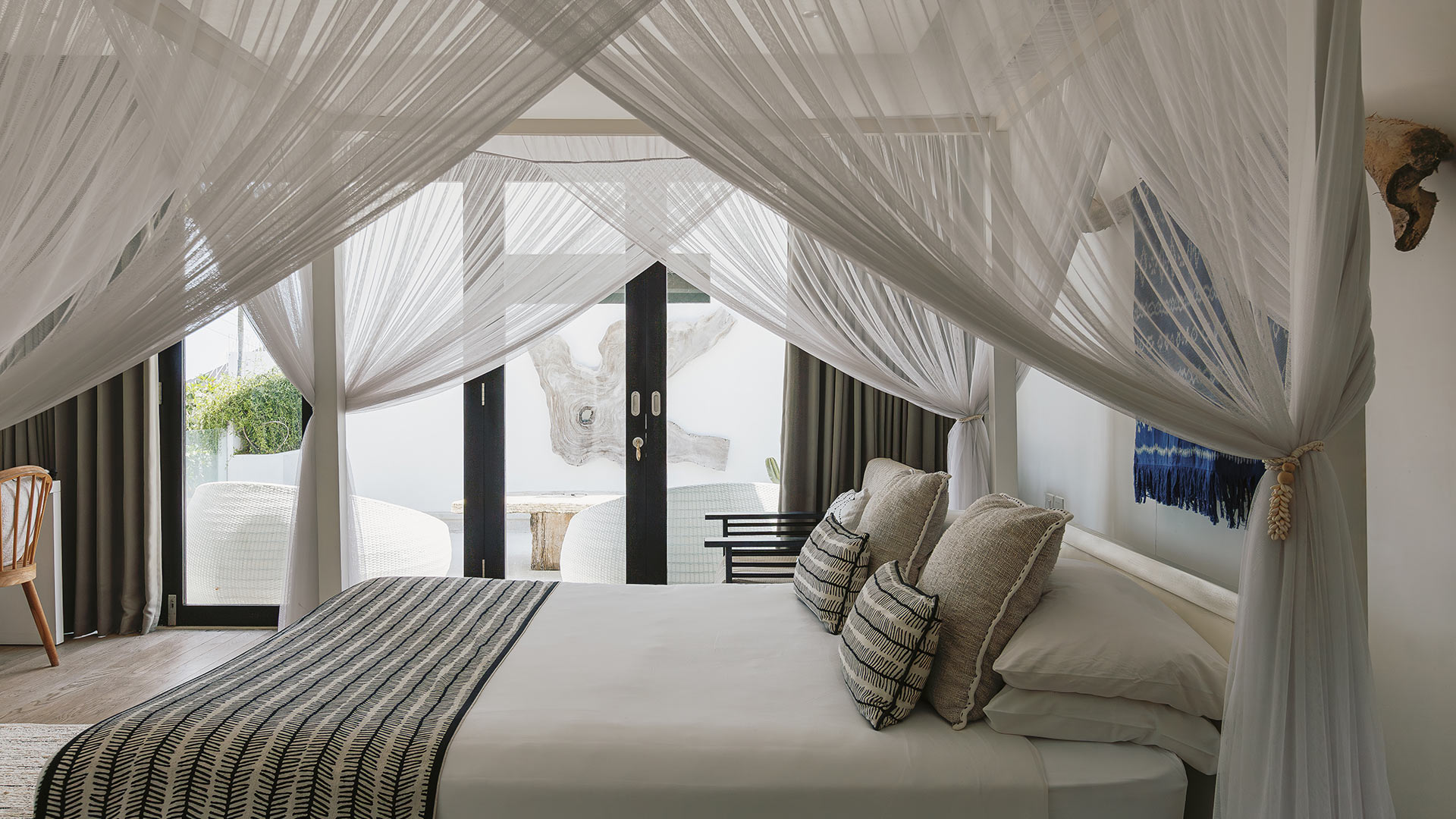 Villa Sunset Beach Cemagi - Image 22