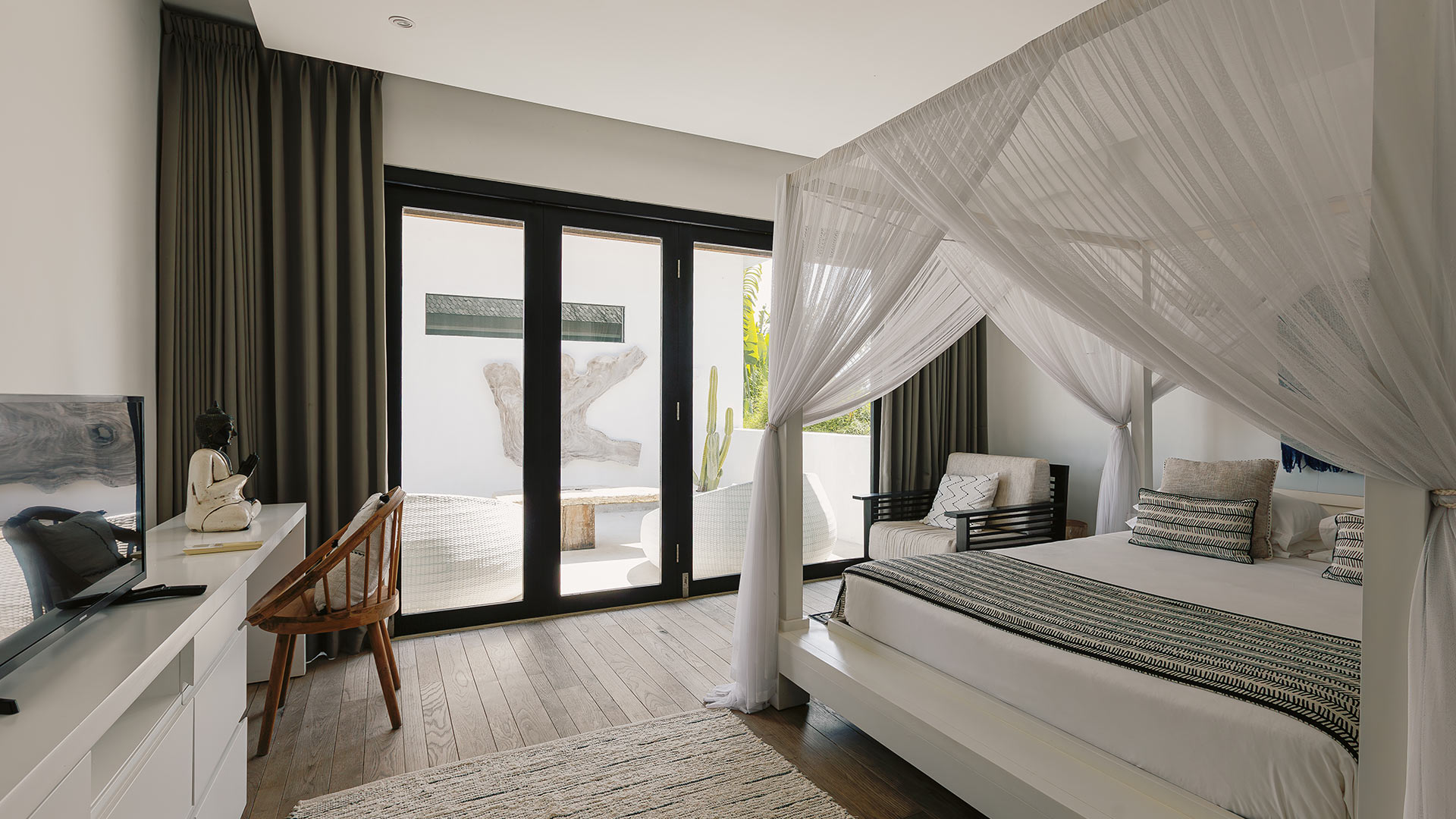 Villa Sunset Beach Cemagi - Image 30